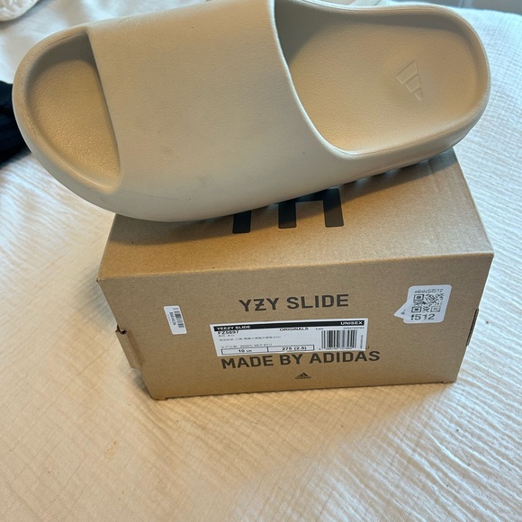 Adidas Cream YZY Slide Sandals